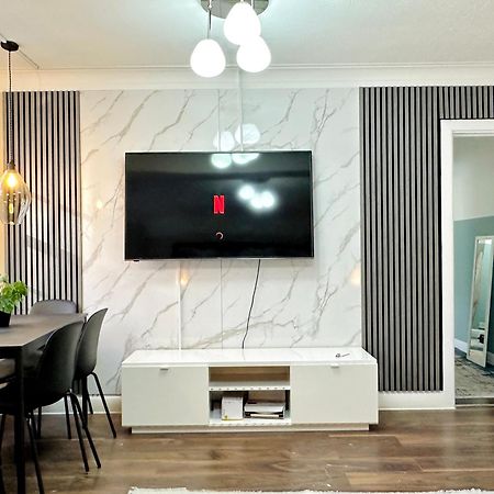 Hyde Park Comfortable Two Bedroom Apartment Londra Exterior foto