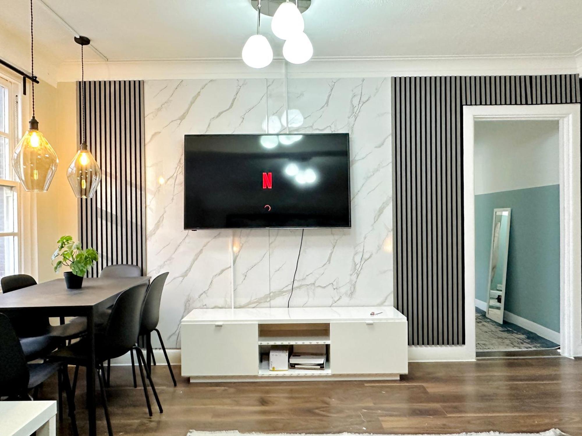 Hyde Park Comfortable Two Bedroom Apartment Londra Exterior foto