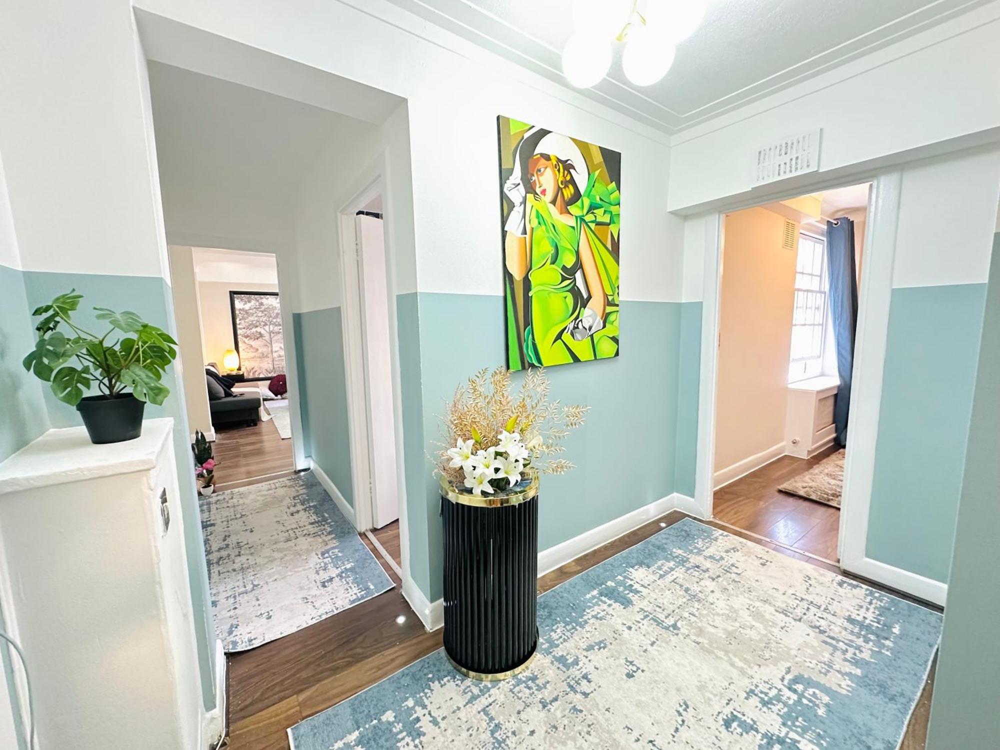 Hyde Park Comfortable Two Bedroom Apartment Londra Exterior foto