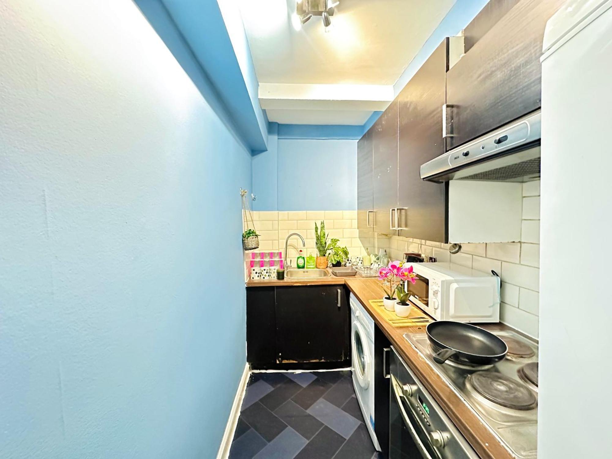 Hyde Park Comfortable Two Bedroom Apartment Londra Exterior foto