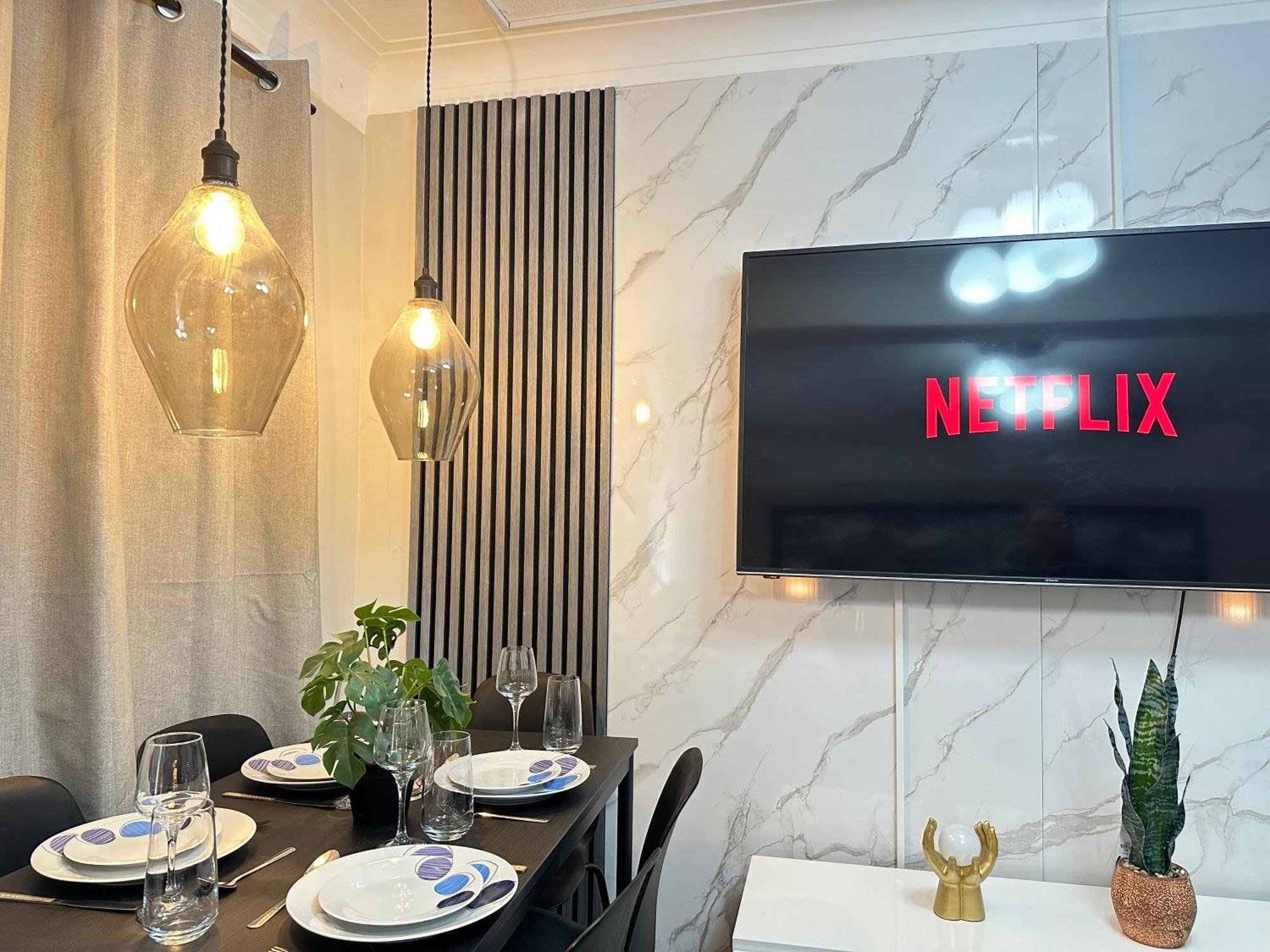 Hyde Park Comfortable Two Bedroom Apartment Londra Exterior foto